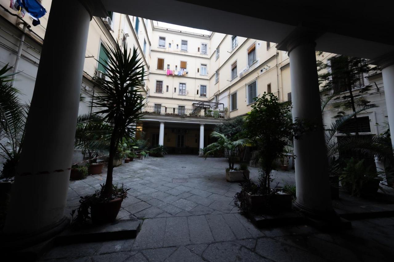 A Casa Di Titto Guest House Napoli Exterior foto